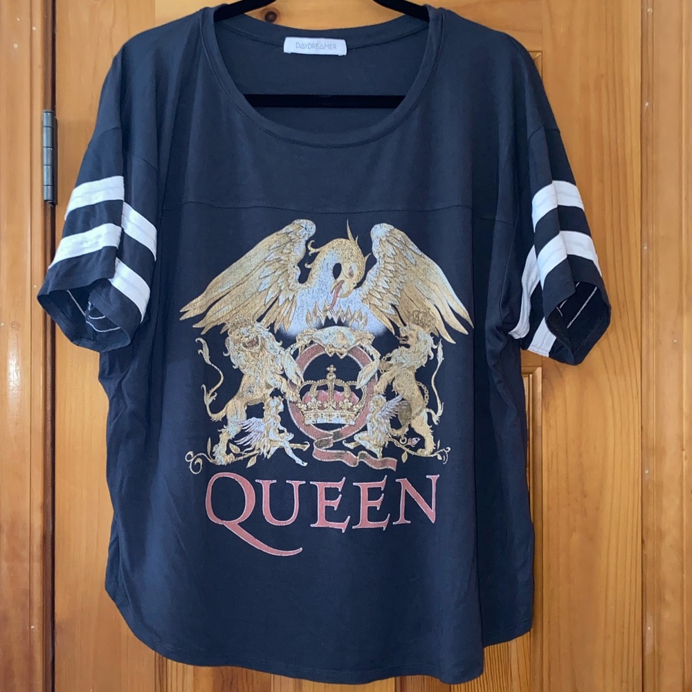 Daydreamer LA Queen Football Tee